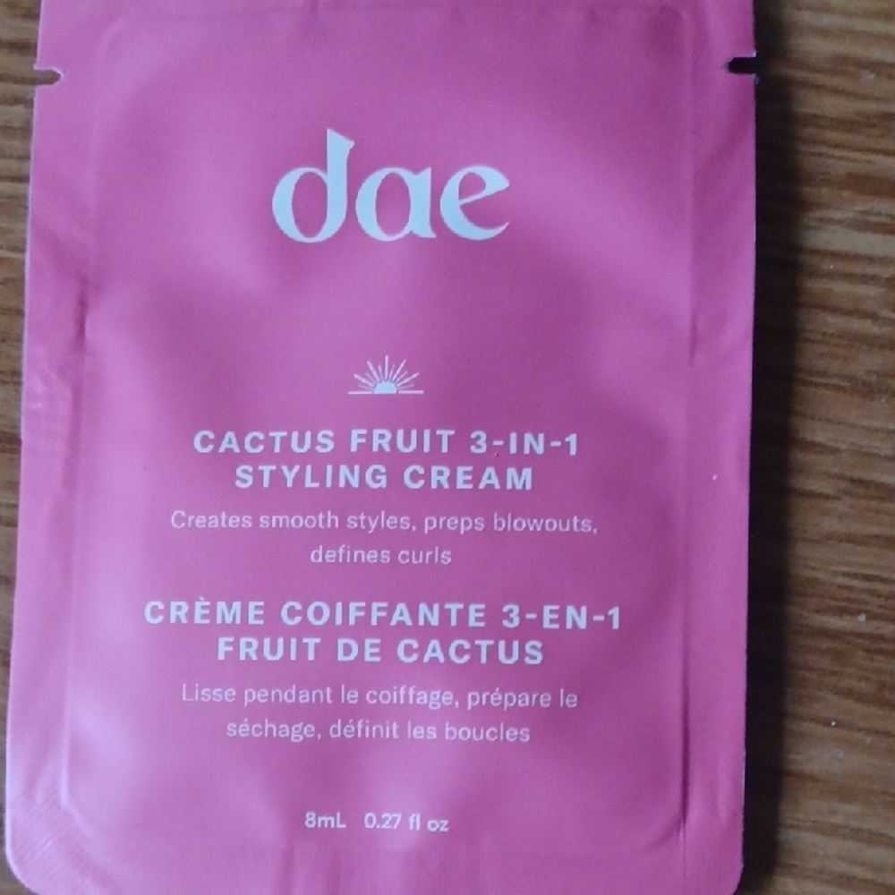Dae Cactus Fruit 3-in-1 Styling Cream 8 ml